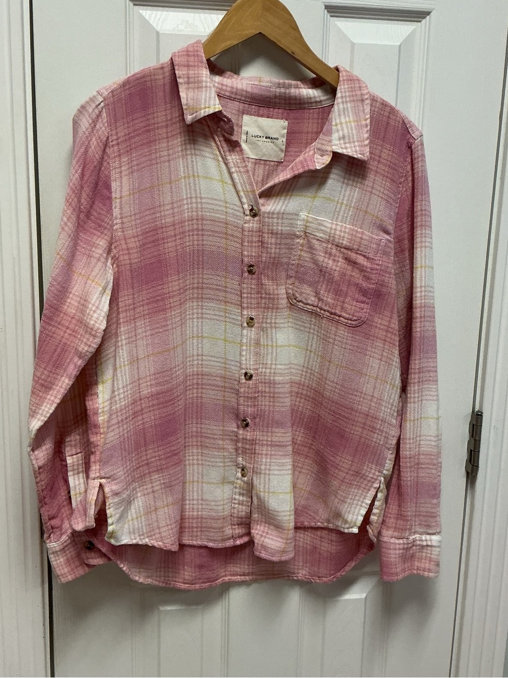 Lucky Brand Women’s SZ S Pink Plaid Collared Woven Long Sleeve Button Up Shirt